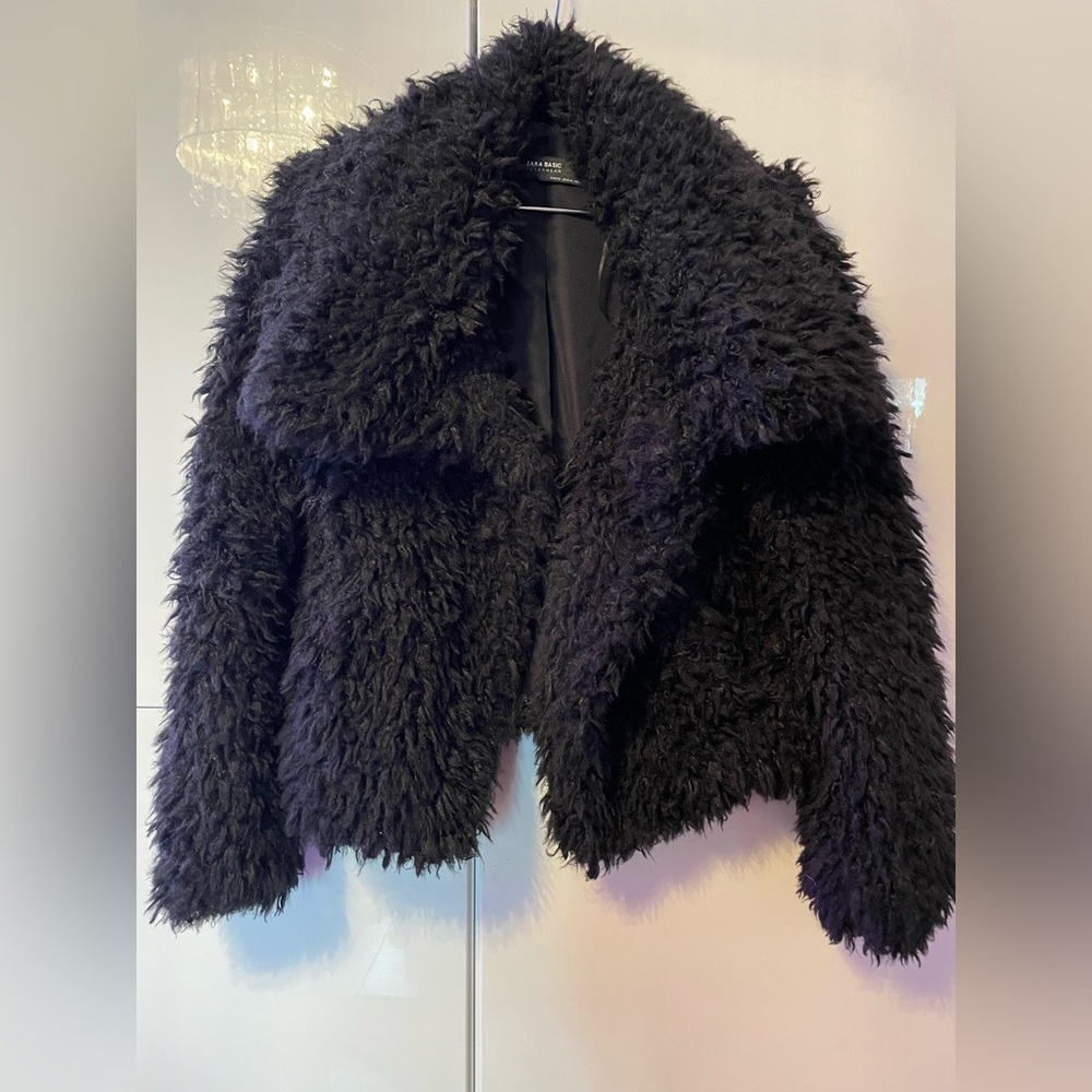 Zara Basic Outerwear Faux Fur Jacket Coat Black